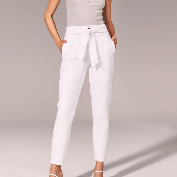 Abercrombie & Fitch Denim - Abercrombie & Fitch | Ultra High Rise Mom Jean